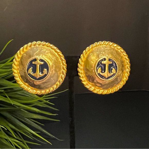 VTG Gold Plated Navy Blue Enamel Oversized Button Nautical Anchor Clip Earrings - Picture 2 of 5